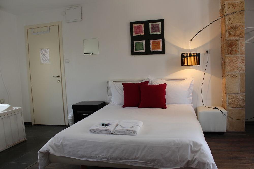 Aliyah Return Center Bed and Breakfast Degania Bet Exteriör bild
